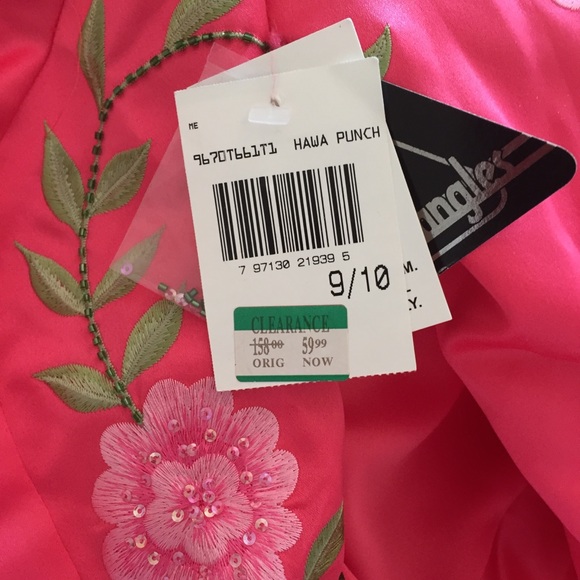 Vintage City Triangles Embellished Gown - Picture 8 of 15